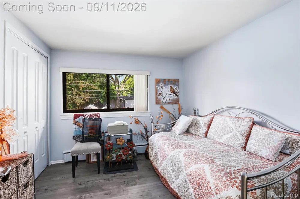 16799 Farmington Road Livonia City, MI 48154