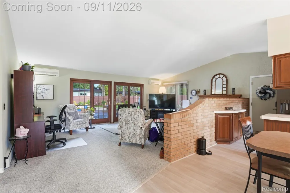 16799 Farmington Road Livonia City, MI 48154