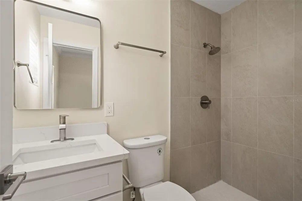 4247 HELENA STREET NE St Petersburg, FL 33703