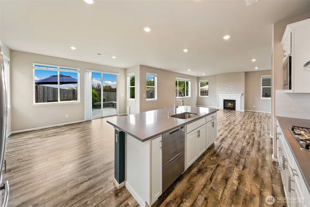 30024 65th Avenue S Auburn, WA 98001