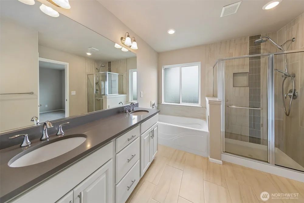30024 65th Avenue S Auburn, WA 98001
