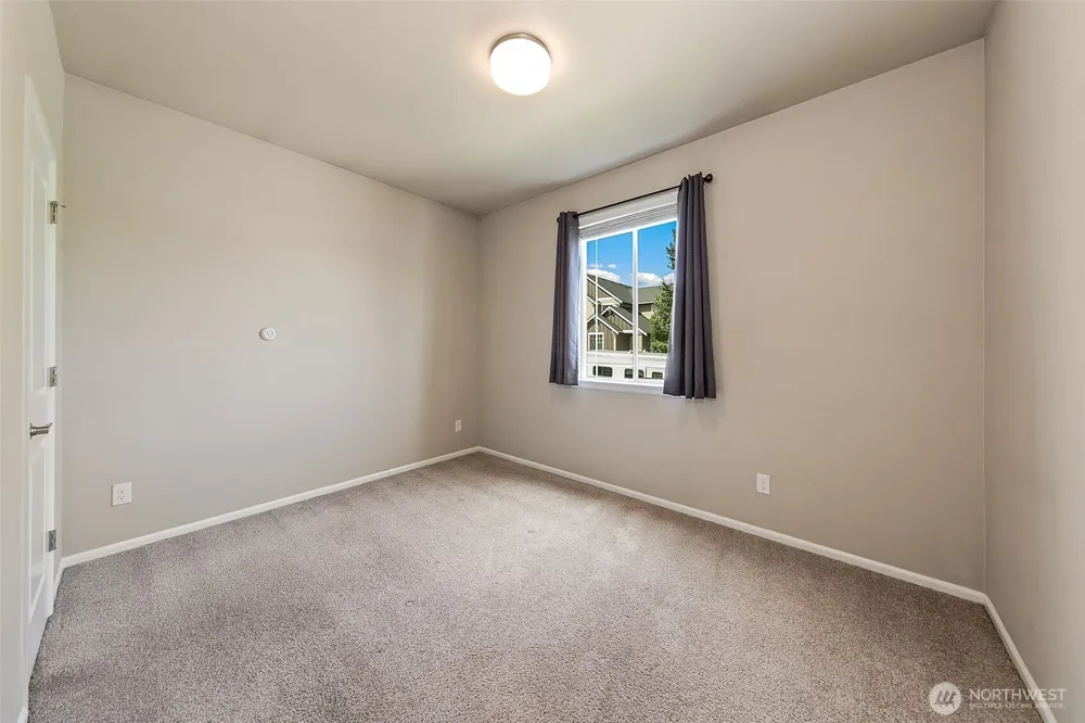 30024 65th Avenue S Auburn, WA 98001