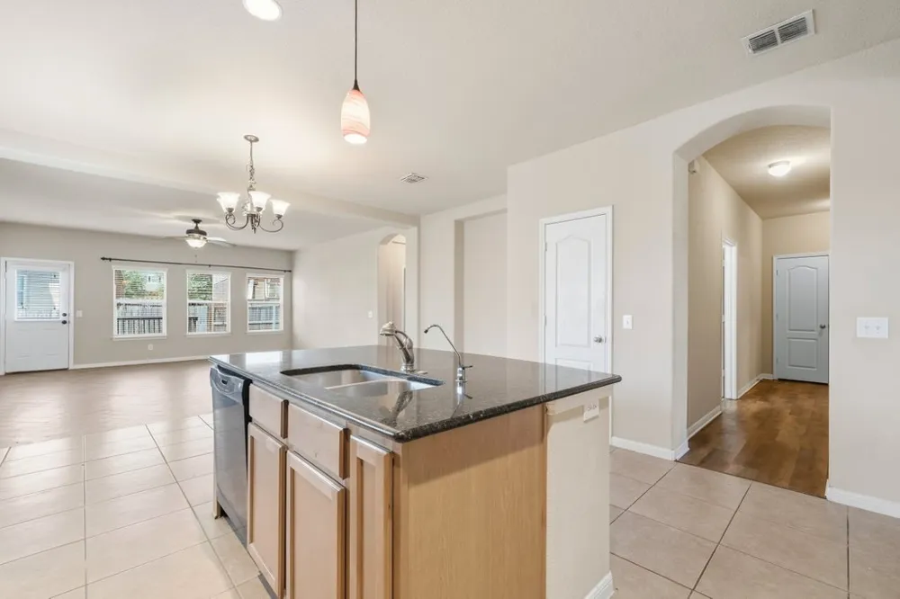 1942 Spotted Owl New Braunfels, TX 78130