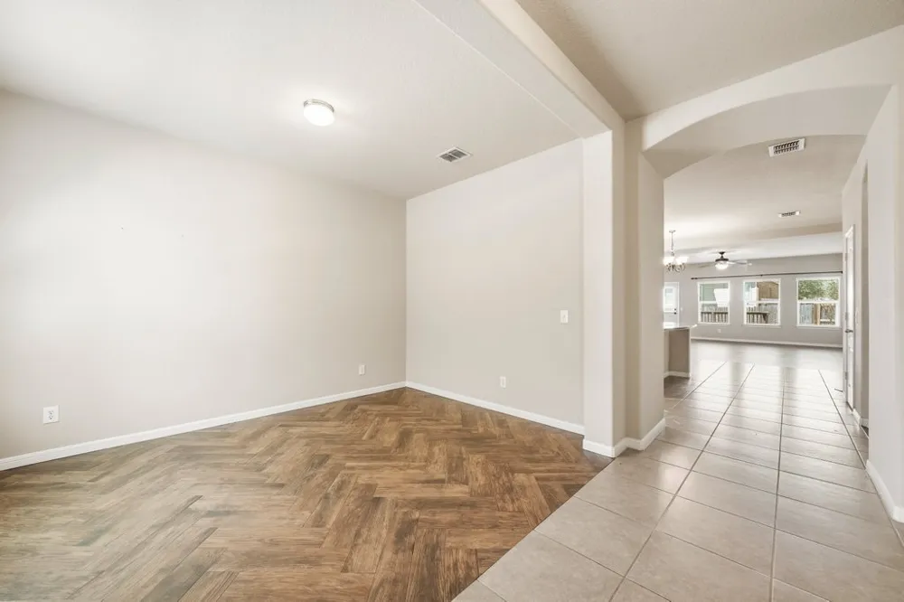 1942 Spotted Owl New Braunfels, TX 78130