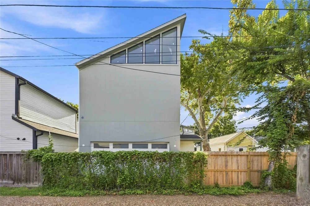 513 Archer Street Houston, TX 77009