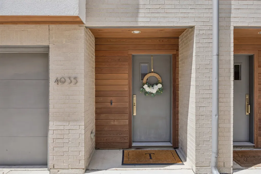 4935 Flitwick Court Dallas, TX 75204