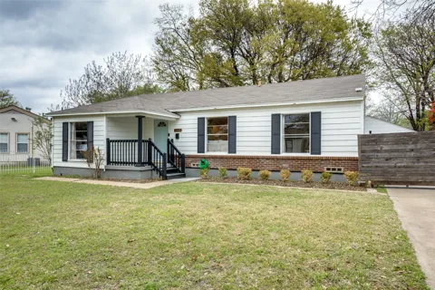 2111 Norwood Drive