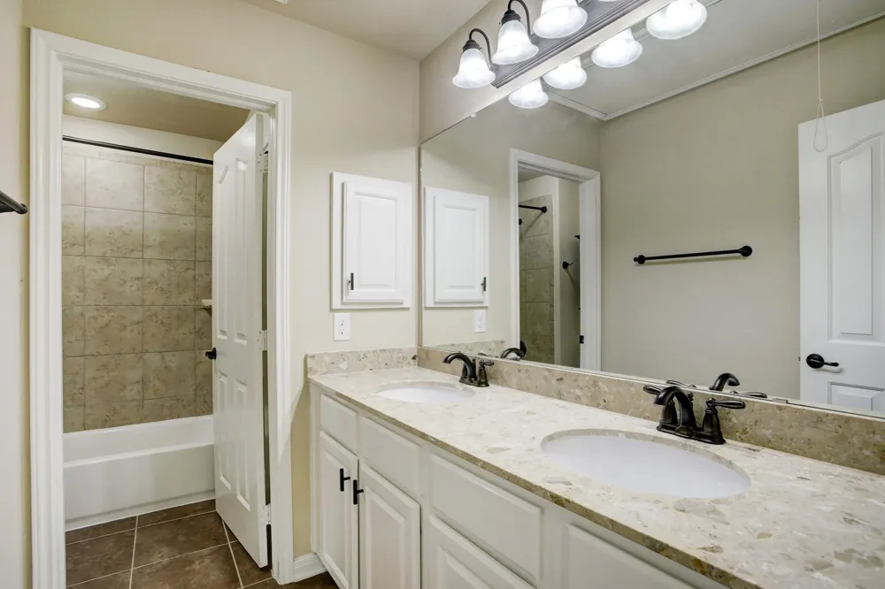 3541 Firenze Drive Friendswood, TX 77546