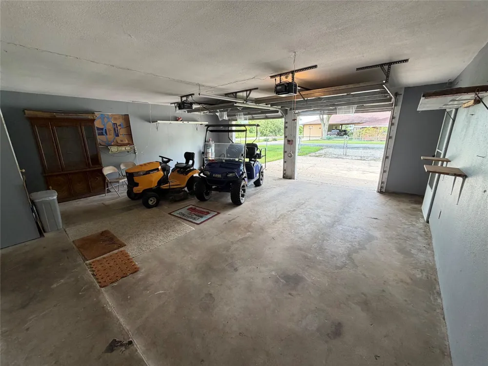 2004 9th Street High Island, TX 77623
