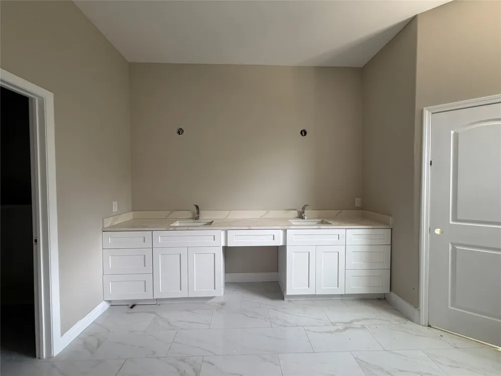 12515 Texas Army Trail Cypress, TX 77429