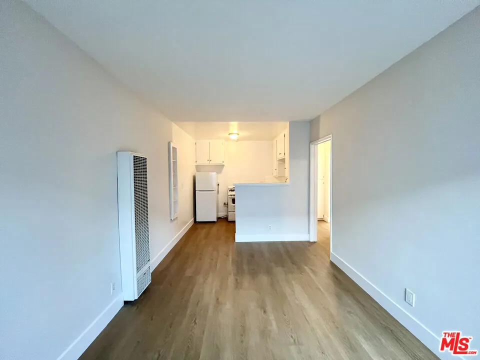 7014 S Western Avenue #2 Los Angeles, CA 90047