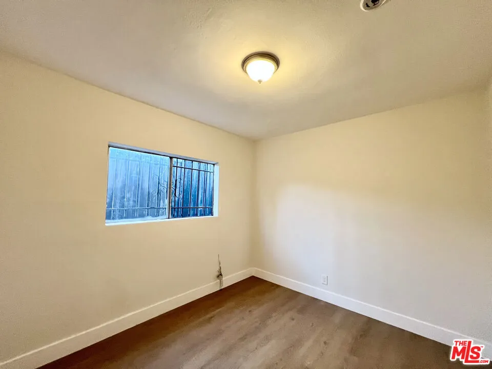 7014 S Western Avenue #2 Los Angeles, CA 90047