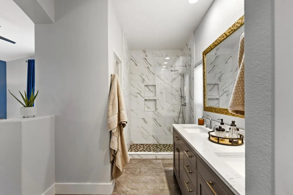 664 E Lily Street Palm Springs, CA 92262