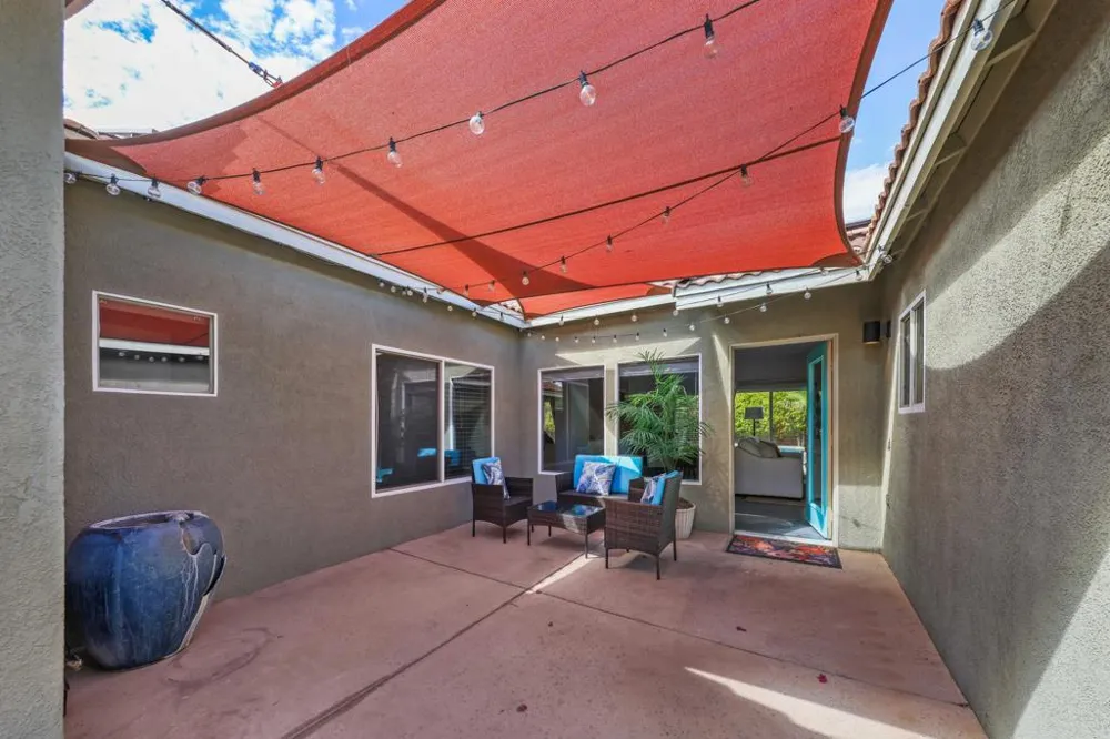 664 E Lily Street Palm Springs, CA 92262
