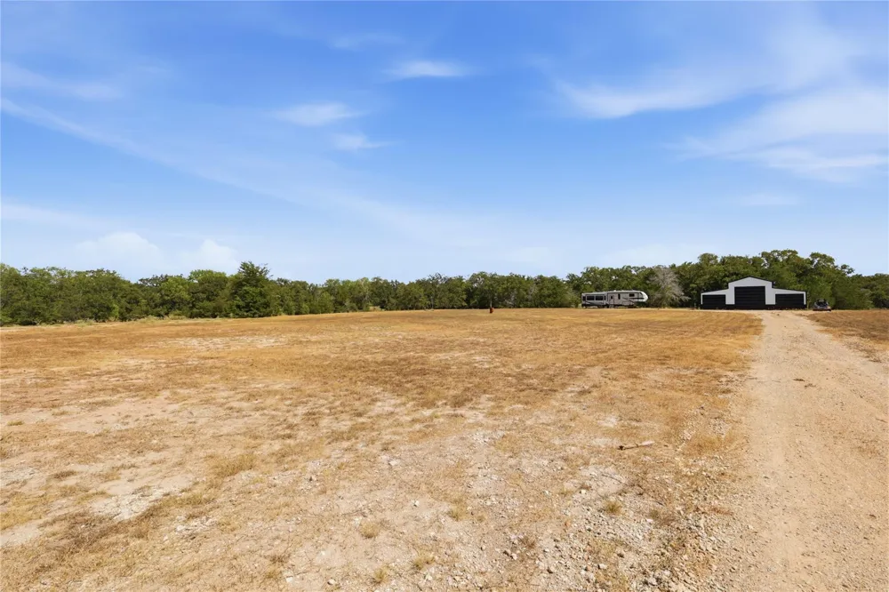 4241 County Road 415 Somerville, TX 77879