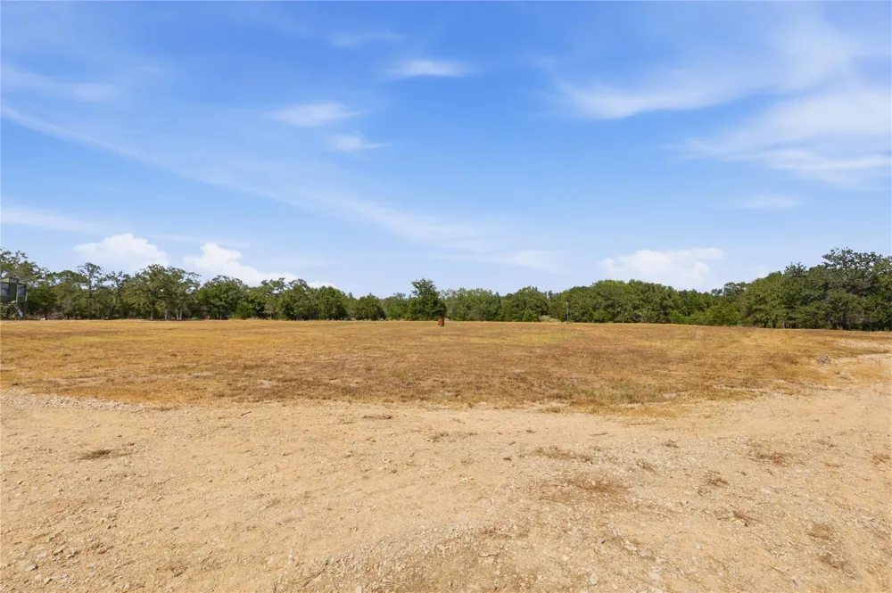 4241 County Road 415 Somerville, TX 77879