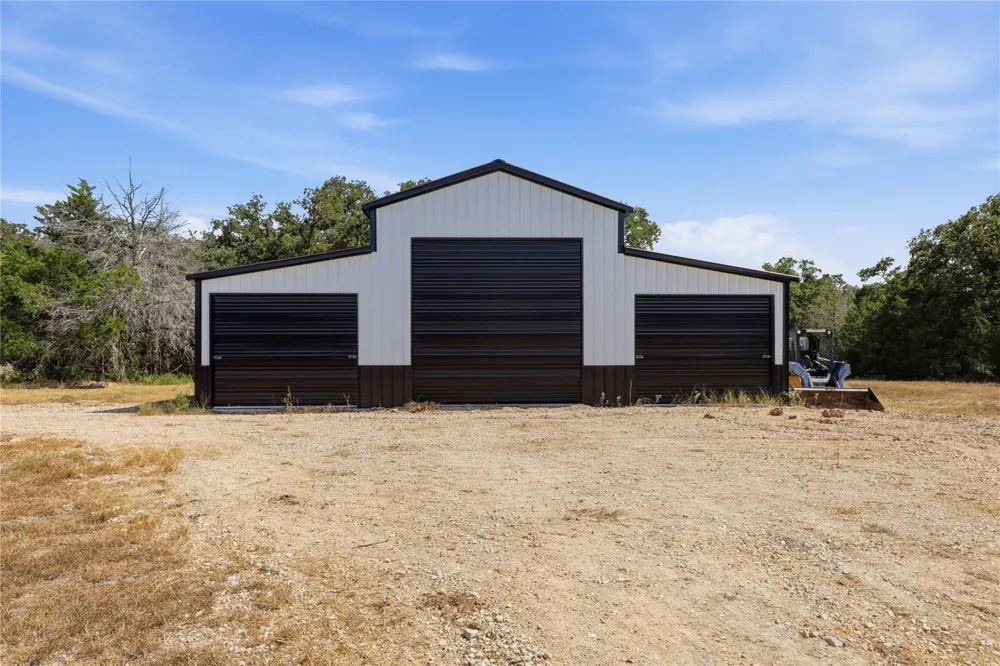 4241 County Road 415 Somerville, TX 77879