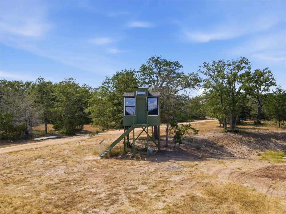 4241 County Road 415 Somerville, TX 77879