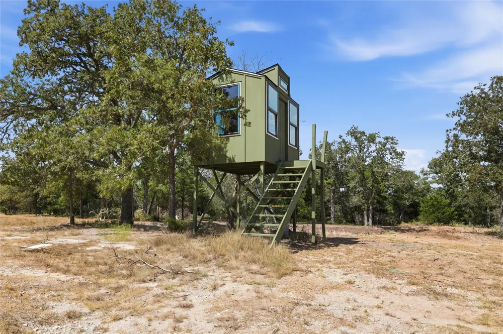 4241 County Road 415 Somerville, TX 77879