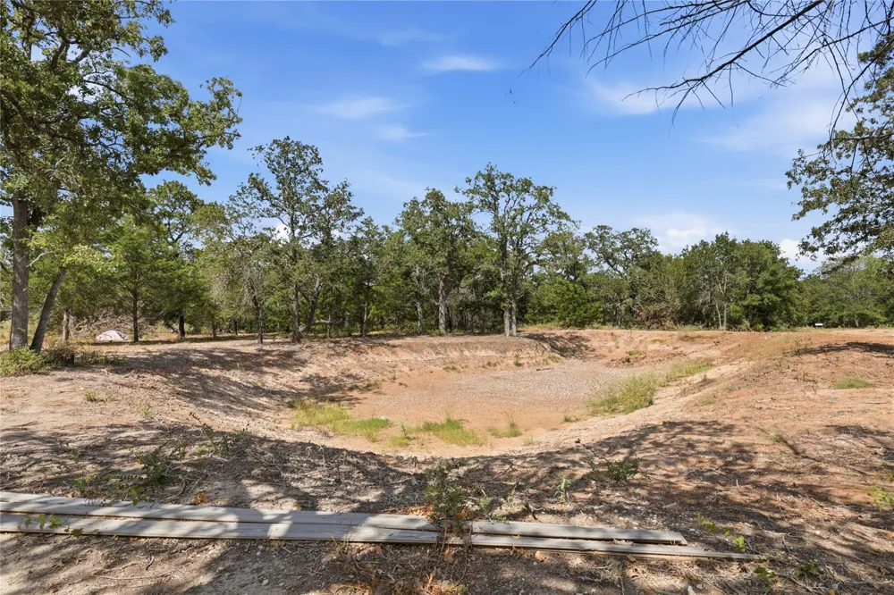 4241 County Road 415 Somerville, TX 77879