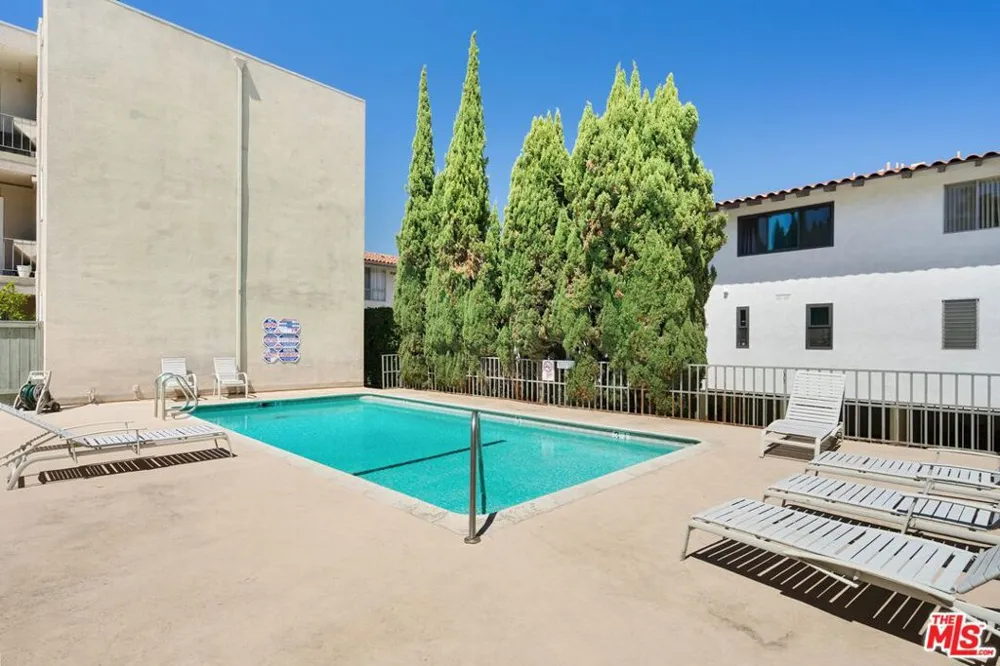 5625 Windsor Way #117 Culver City, CA 90230