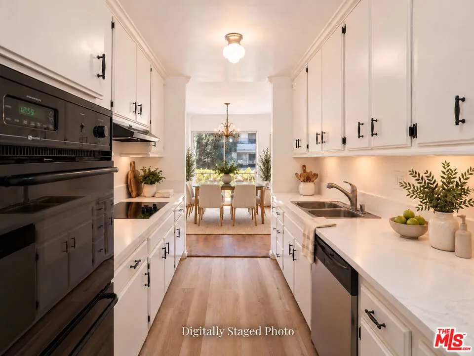 5625 Windsor Way #117 Culver City, CA 90230