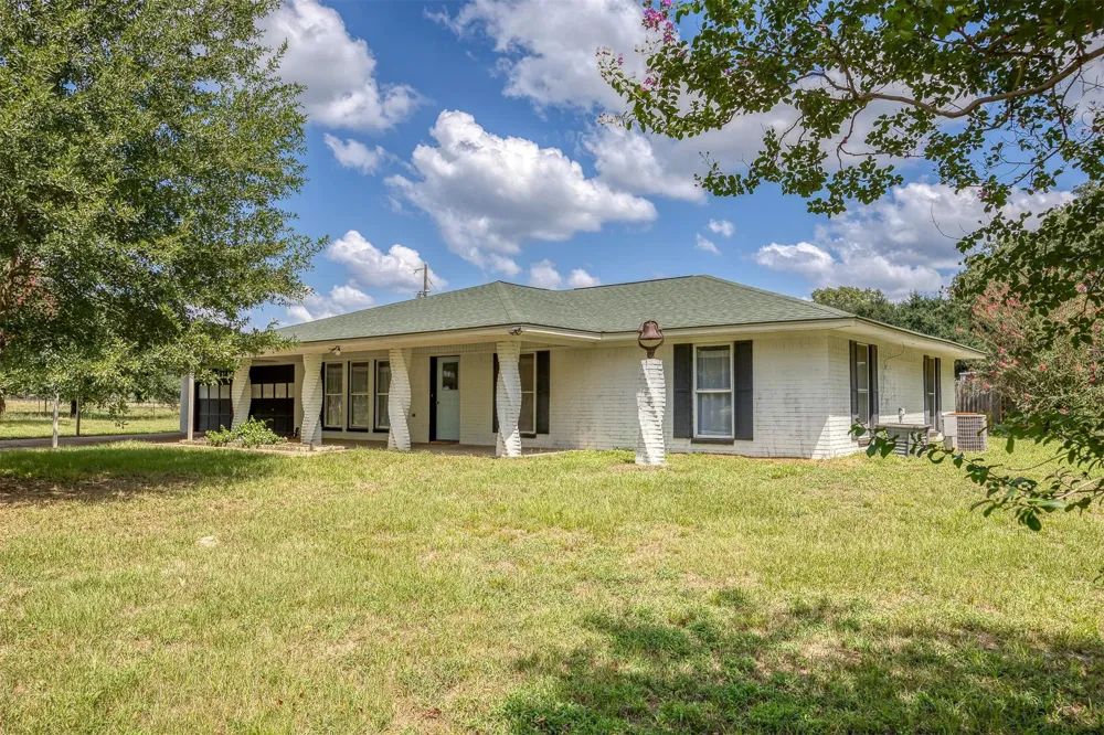 14552 Us Highway 287 Highway Grapeland, TX 75844