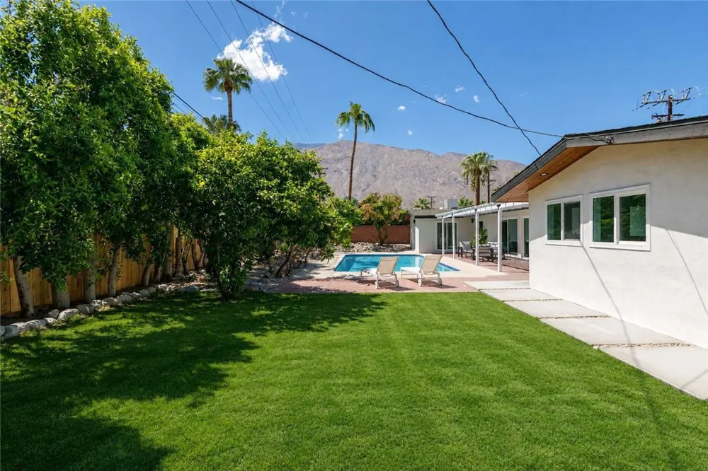 1065 E Sunny Dunes Road Palm Springs, CA 92264