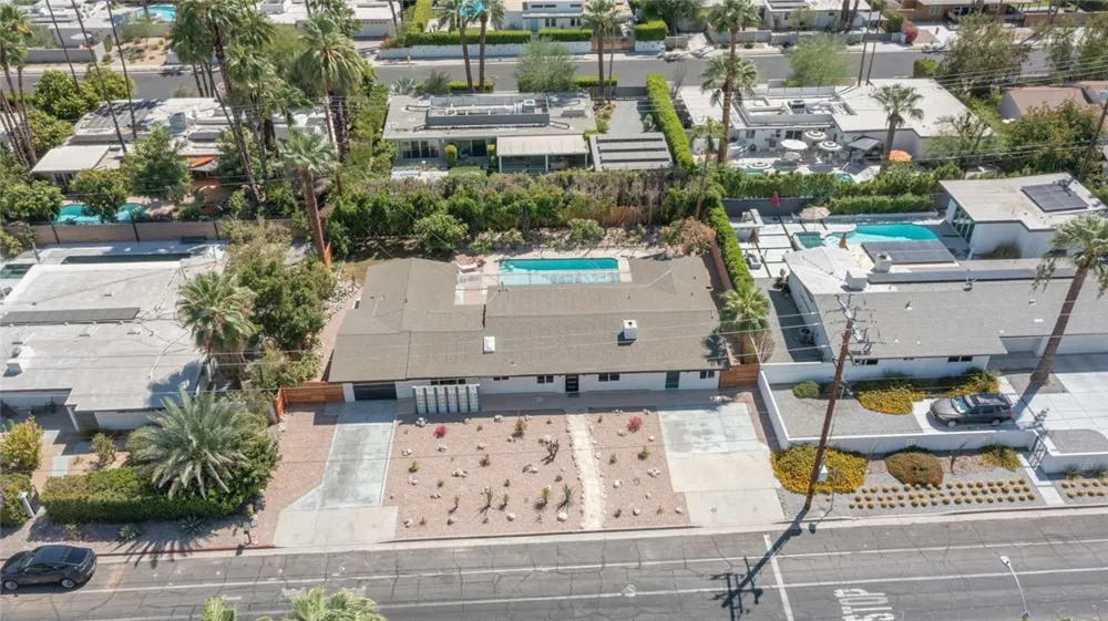 1065 E Sunny Dunes Road Palm Springs, CA 92264