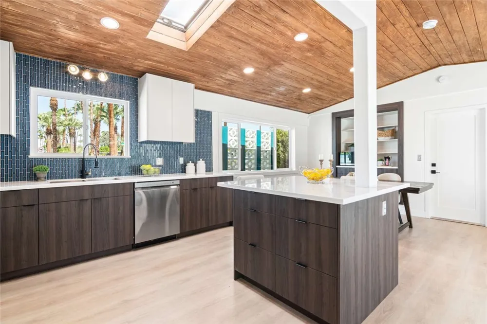 1065 E Sunny Dunes Road Palm Springs, CA 92264