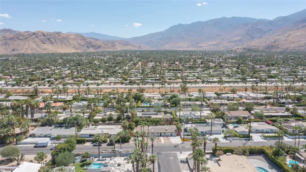 1065 E Sunny Dunes Road Palm Springs, CA 92264