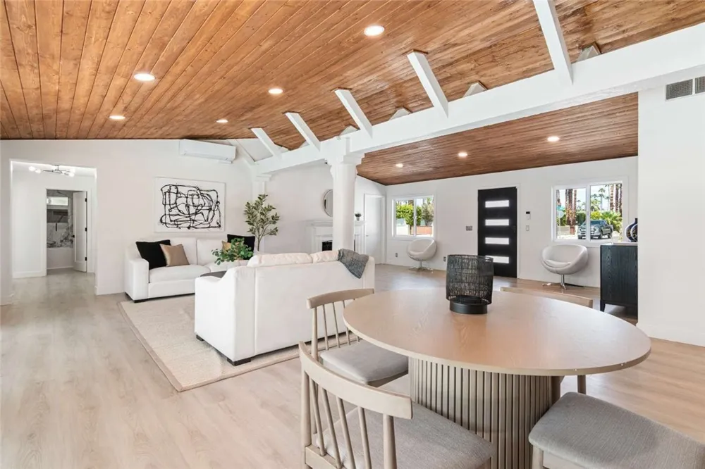 1065 E Sunny Dunes Road Palm Springs, CA 92264