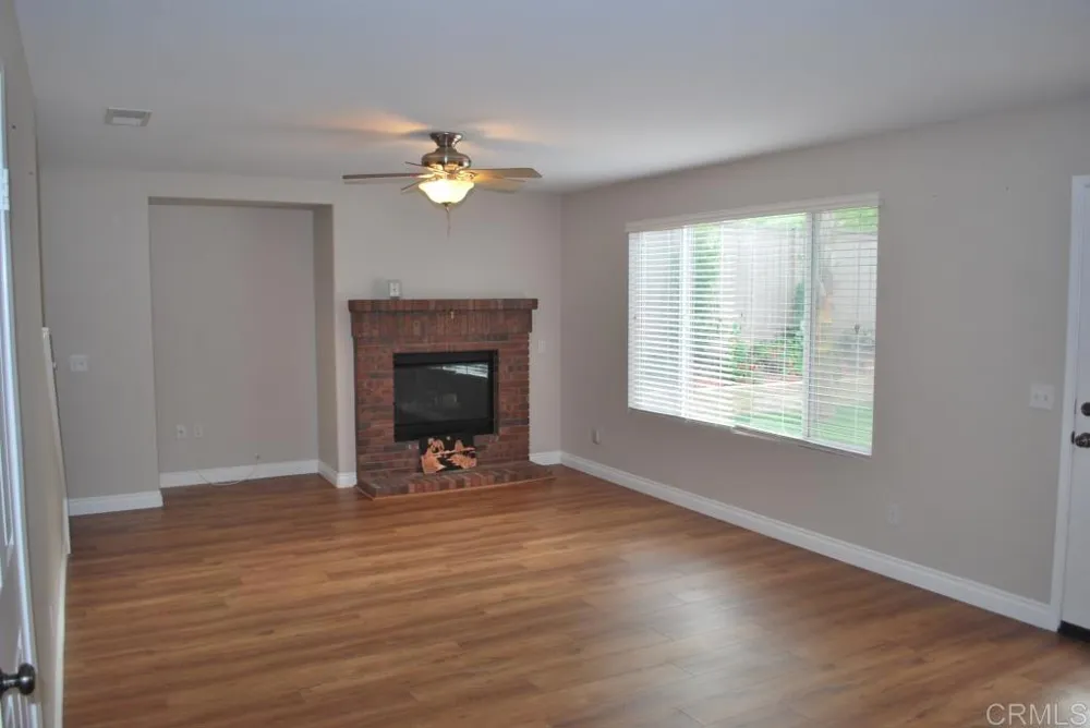 145 Canyon Creek Way Oceanside, CA 92057