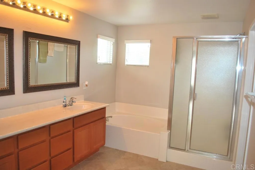 145 Canyon Creek Way Oceanside, CA 92057