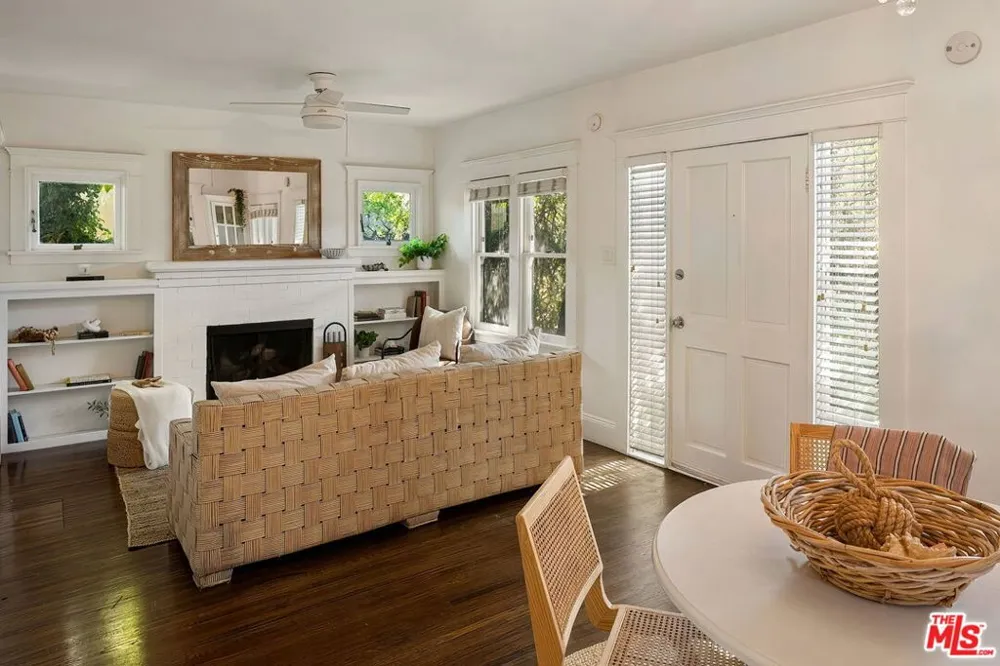 805 Crestmoore Place Venice, CA 90291