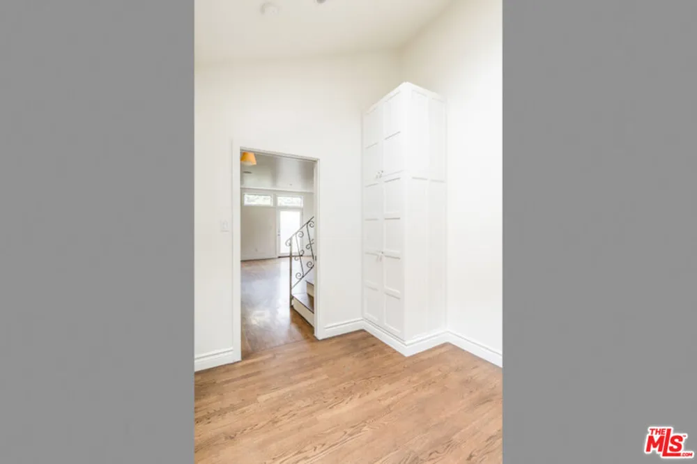 805 Crestmoore Place Venice, CA 90291