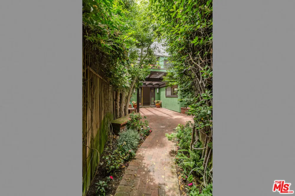 805 Crestmoore Place Venice, CA 90291