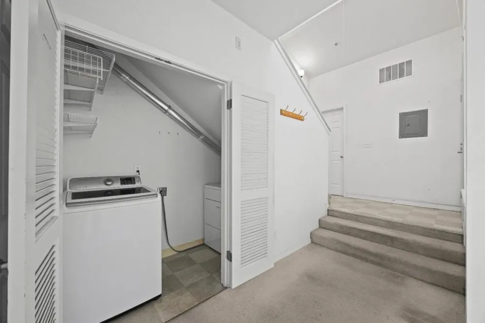 2080 S Delaware Street San Mateo, CA 94403