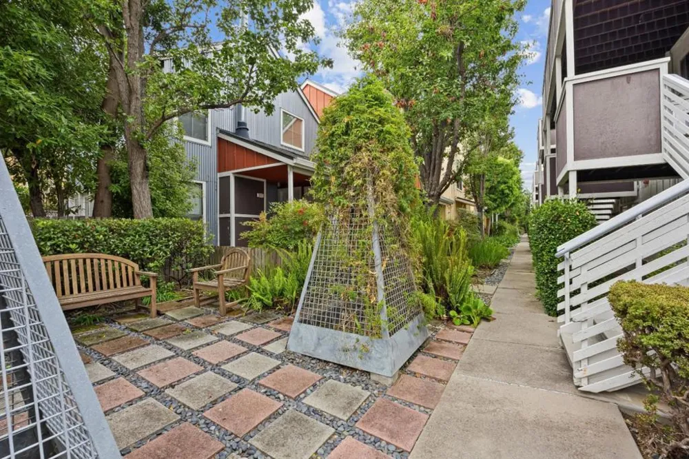 2080 S Delaware Street San Mateo, CA 94403