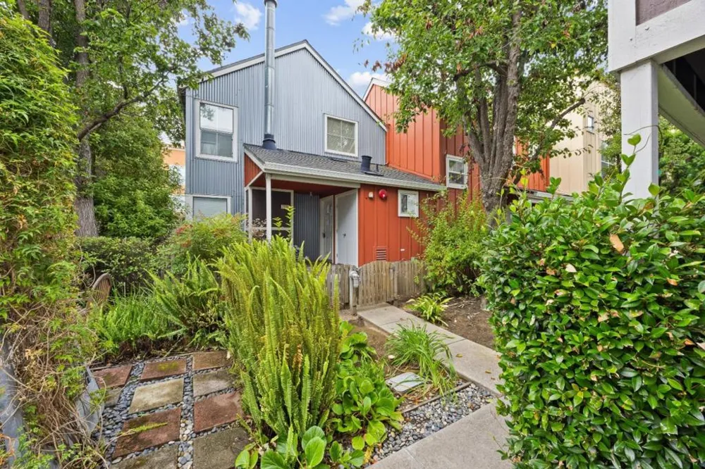 2080 S Delaware Street San Mateo, CA 94403
