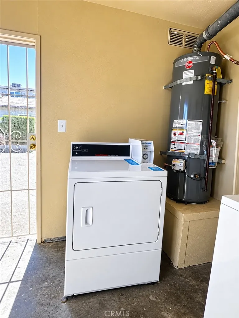 3411 W Orange #16 Anaheim, CA 92804