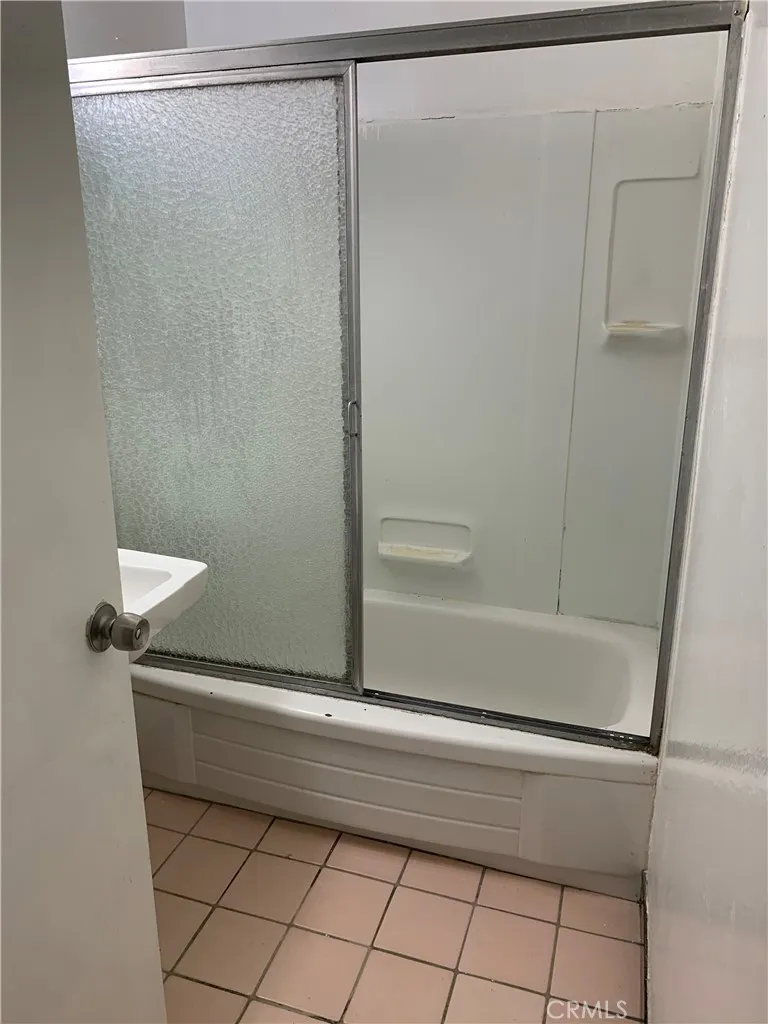 3411 W Orange #16 Anaheim, CA 92804