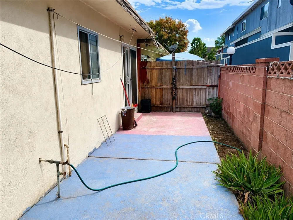 3411 W Orange #16 Anaheim, CA 92804