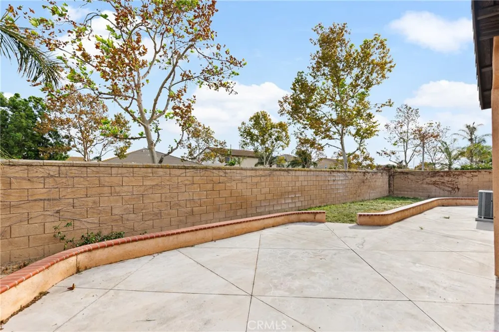 14351 Pointer Loop Eastvale, CA 92880
