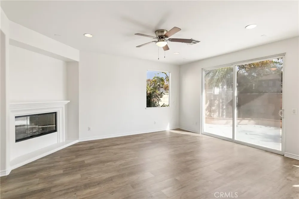 14351 Pointer Loop Eastvale, CA 92880
