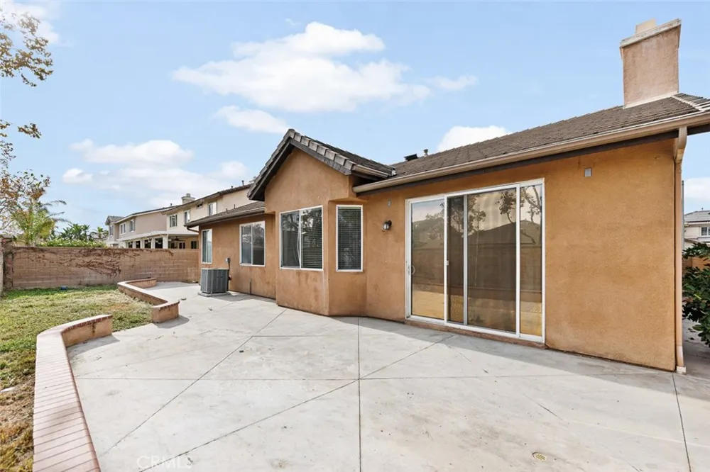 14351 Pointer Loop Eastvale, CA 92880