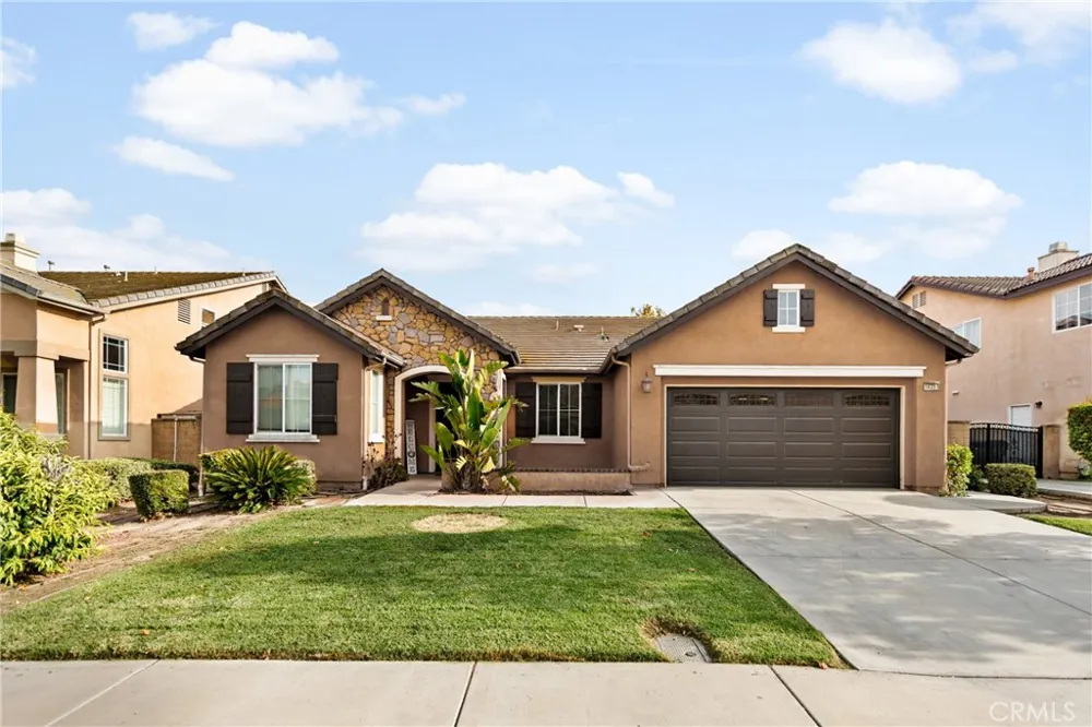 14351 Pointer Loop Eastvale, CA 92880