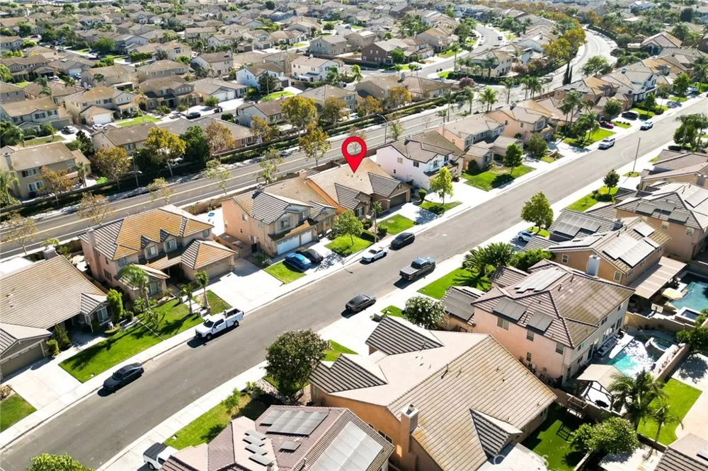 14351 Pointer Loop Eastvale, CA 92880