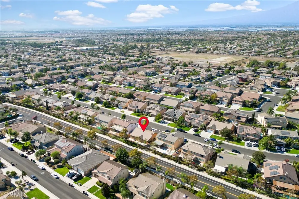 14351 Pointer Loop Eastvale, CA 92880