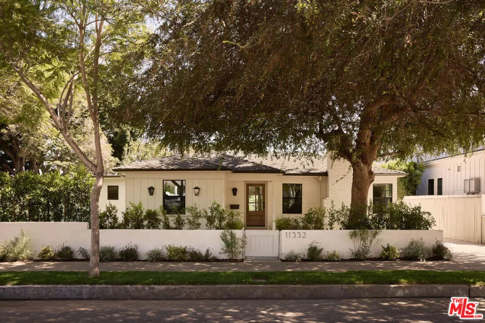 11332 Chenault Street Los Angeles, CA 90049